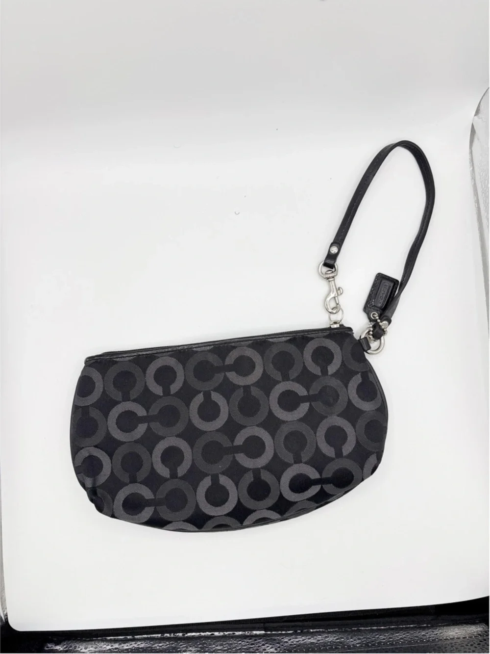 Coach‎ Authentic Madison Satin Fabric Op Art Signature Wristlet